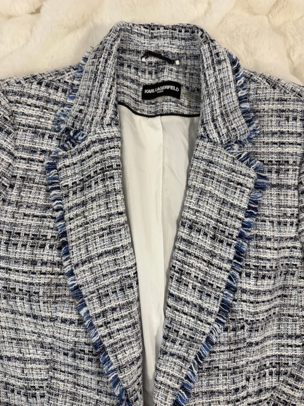 Karl Lagerfeld Light Blue and White Bouclé Blazer and short Set - Picture 2 of 9